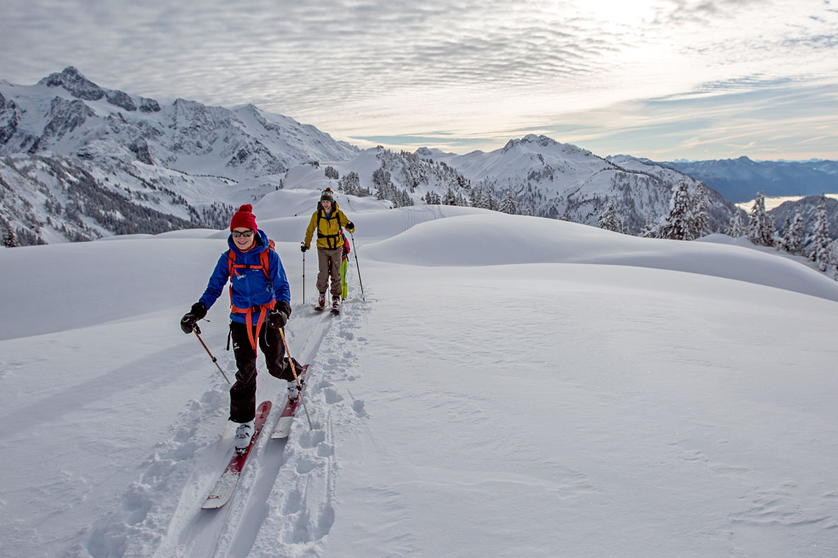 Hardshell vs. Softshell Jackets How to Choose Switchback Travel